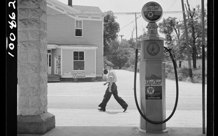 Gas Station (2)